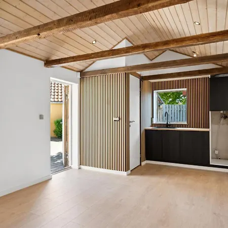 Lorenz - 10m From The Sea By Interhome 3*