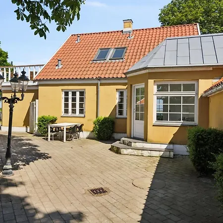 Lorenz - 10m From The Sea By Interhome