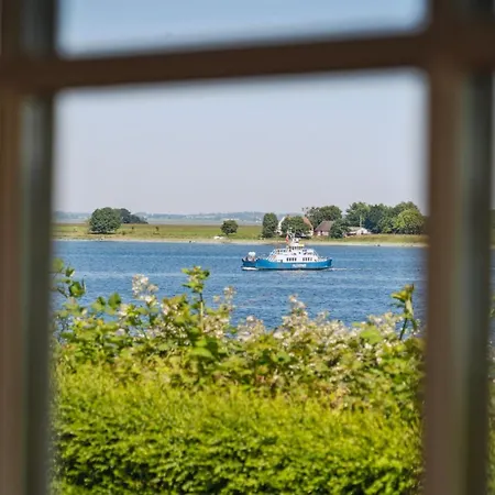 Lorenz - 10m From The Sea By Interhome 3*