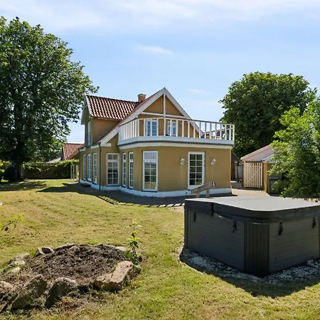 Lorenz - 10m From The Sea By Interhome 3*